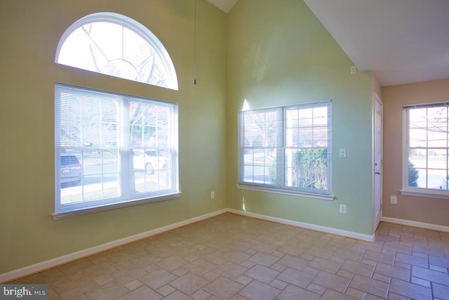 913 Hillside Lake Terrace - Photo 1