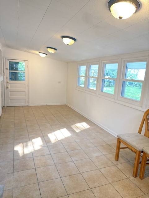 533 Redwood Road - Photo 1