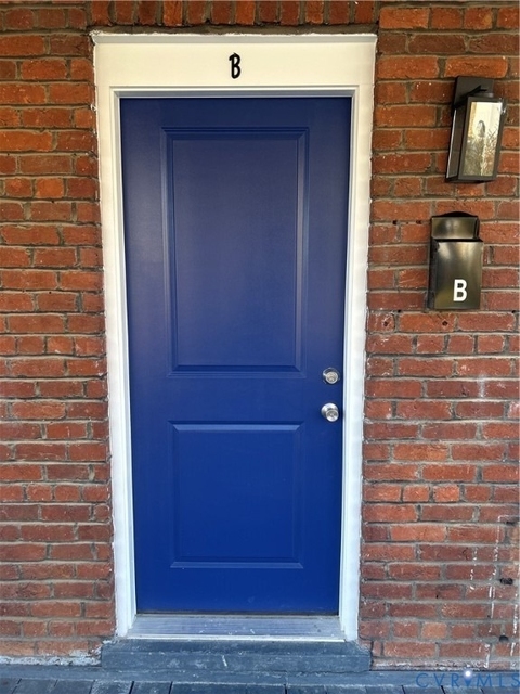 1209 Wallace Street - Photo 1