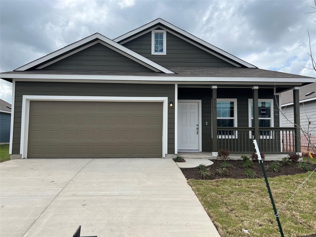 415 Halfmoon Dr - Photo 1