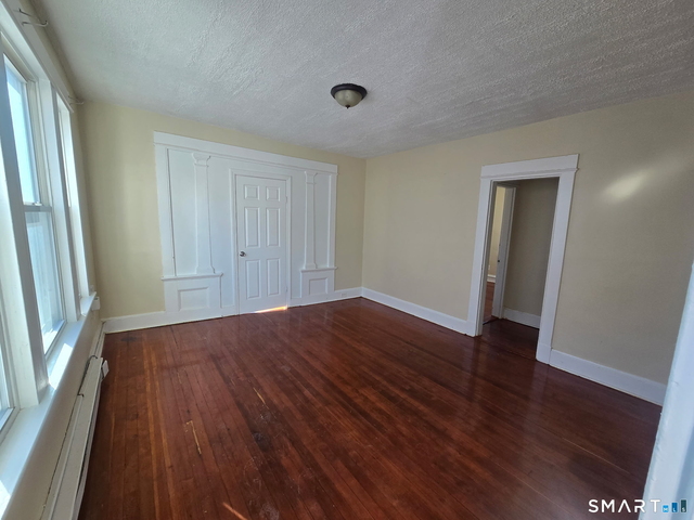75 Alma Street - Photo 1