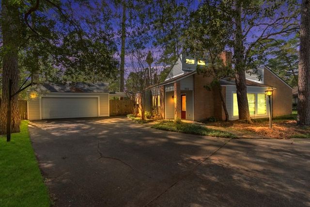902 Golden Bear Lane - Photo 1