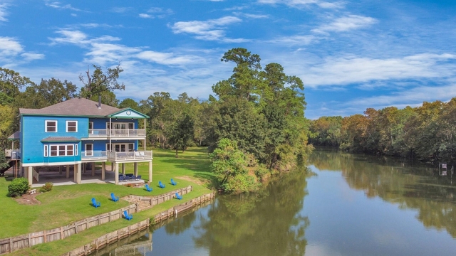 1730 Lakeshore Drive - Photo 1