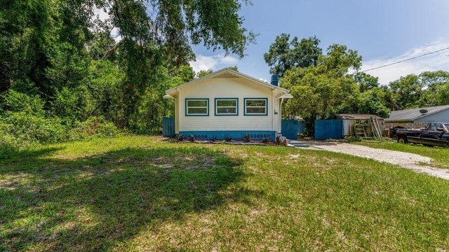 912 E Carolina Ave - Photo 1