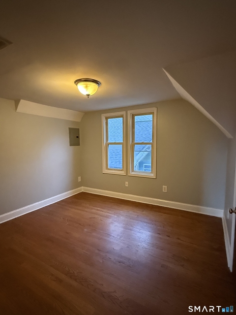 21 North Walnut Street - Photo 1