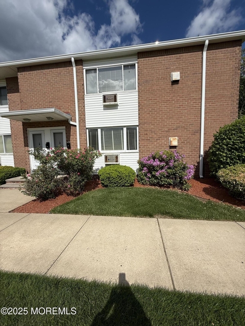 35 Sternberger Avenue - Photo 1