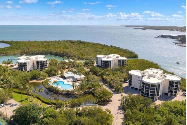 7204 Gulf Of Mexico Boulevard - Photo 1