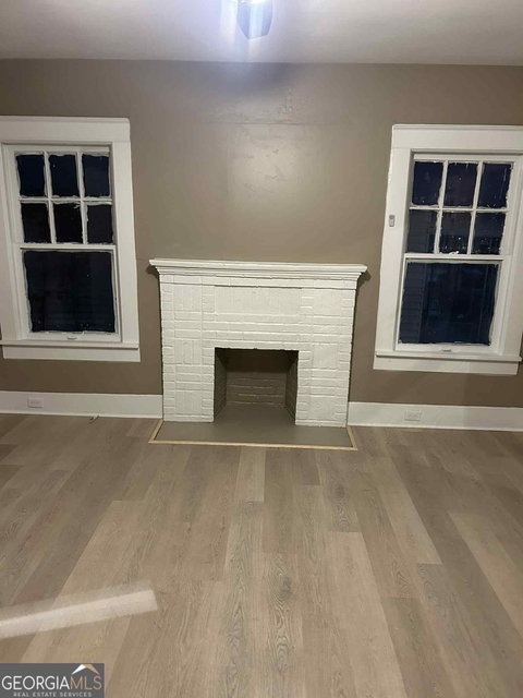 1049 Birch Street - Photo 1