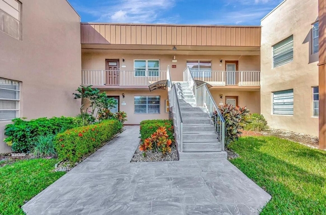 370 Piedmont H - Photo 1