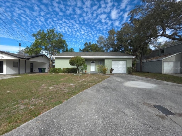 4204 E Okara Road - Photo 1