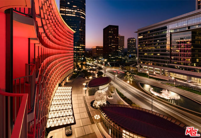 2025 Avenue Of The Stars - Photo 1