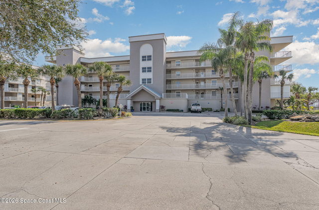 601 Shorewood Drive - Photo 1