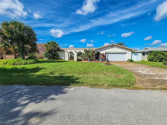 24 Claridge Court S - Photo 1