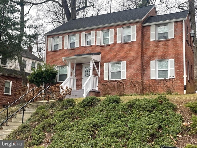 7902 Garland Avenue - Photo 1