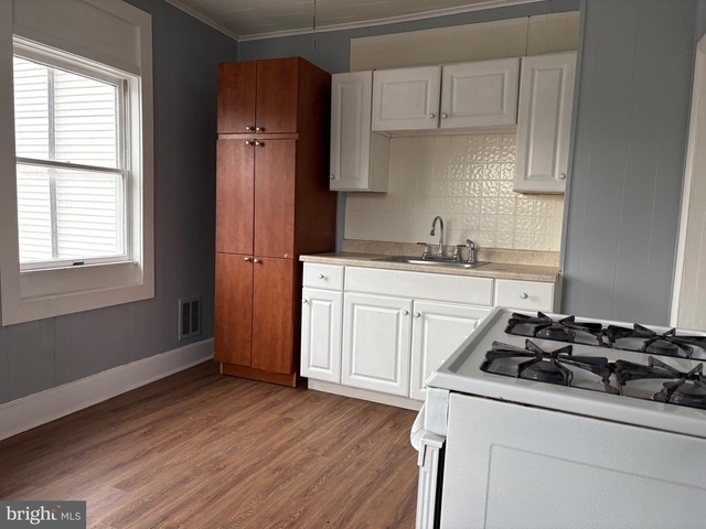 2713 Hammonds Ferry - Photo 1