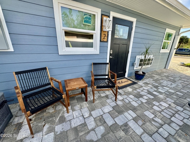 208 W Seminole Avenue - Photo 1