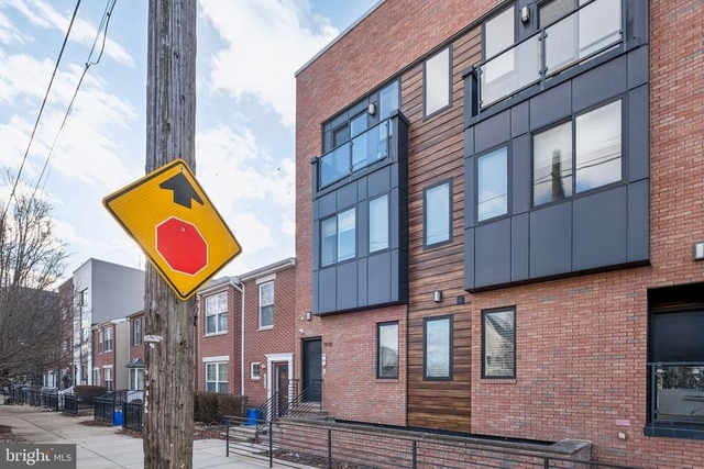1518 N 8th Street - Photo 1