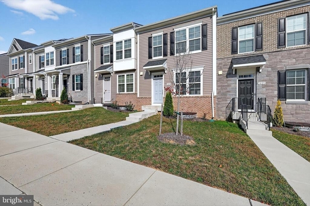 1023 Flester Lane - Photo 1