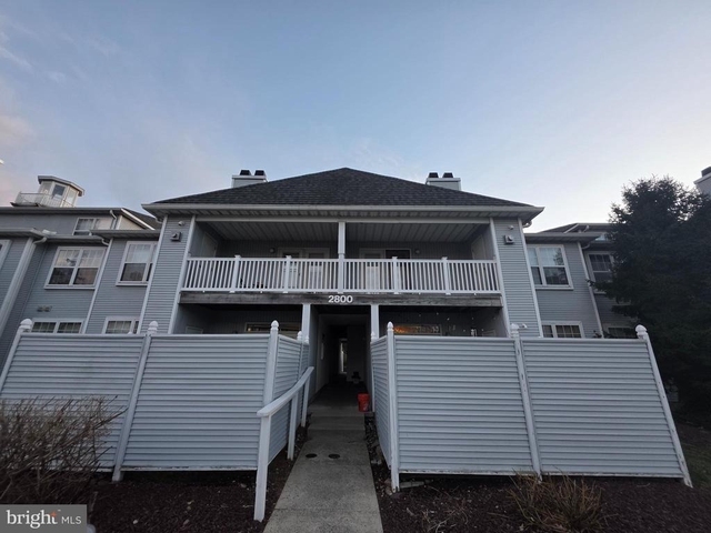 2809 Waters Edge Drive - Photo 1
