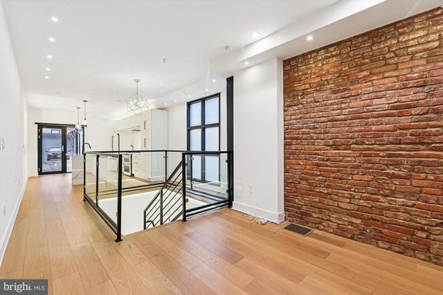746 Morton Street Nw - Photo 1
