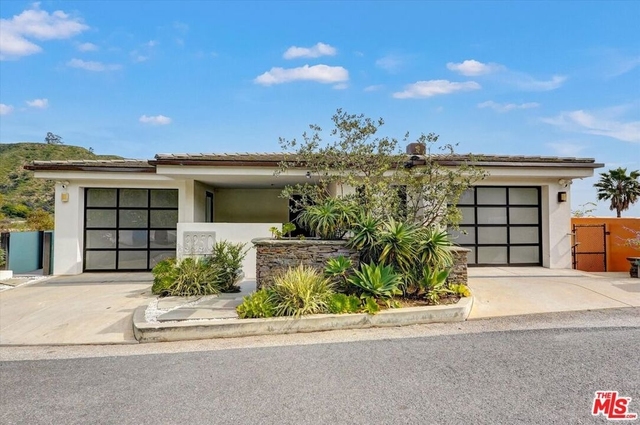 3850 Rambla Orienta - Photo 1