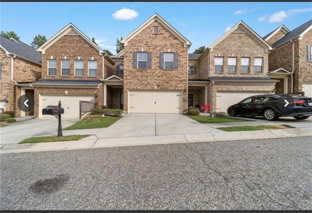 1427 Haynescrest Court - Photo 1