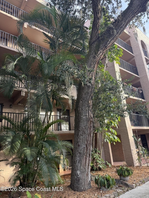 1540 Riverside Drive - Photo 1