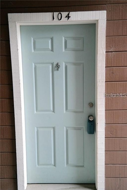 224 Afton Square - Photo 1