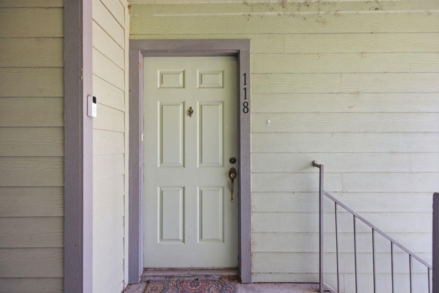 4500 E Oltorf St - Photo 1
