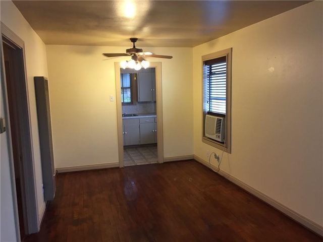 611 W 37th St - Photo 1