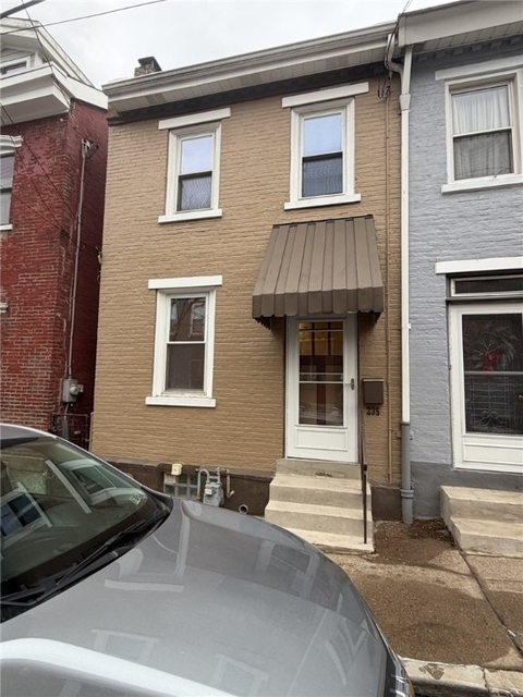 235 38th St - Photo 1