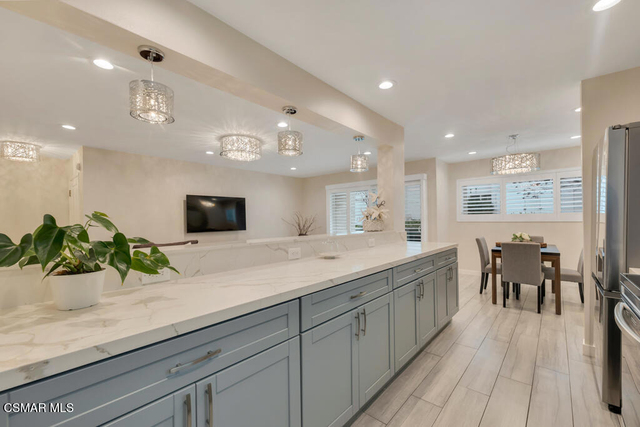 4642 Park Granada - Photo 1