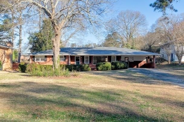 909 Rosedale Drive - Photo 1