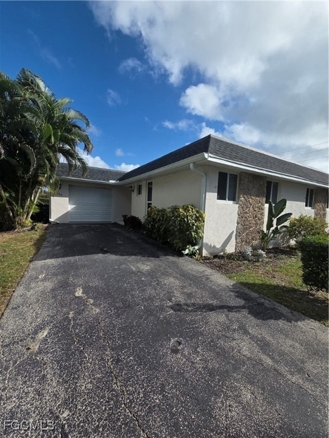 280 Lanchester Court - Photo 1