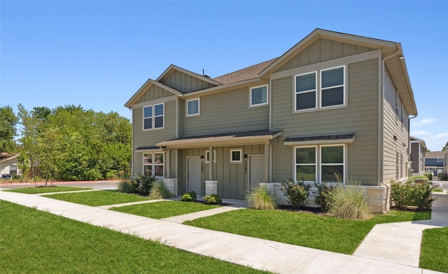 523 Powell Dr - Photo 1