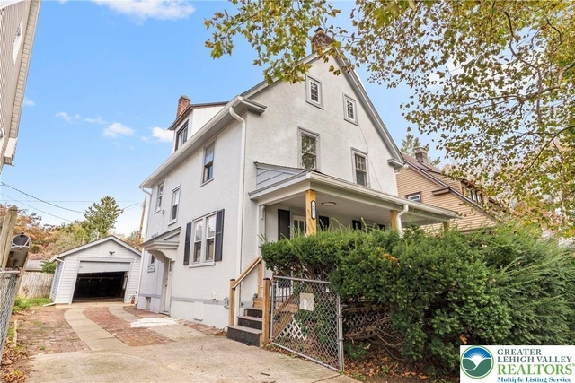 409 E Washington - Photo 1