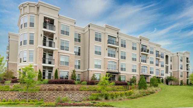 900 View Dr - Photo 1