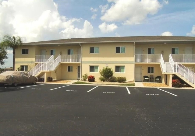 12538 Sw Kingsway Circle - Photo 1