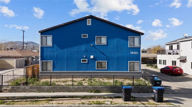38501 Larkin Avenue - Photo 1
