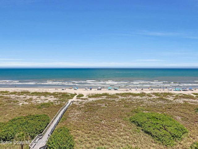 1860 N Atlantic Avenue - Photo 1