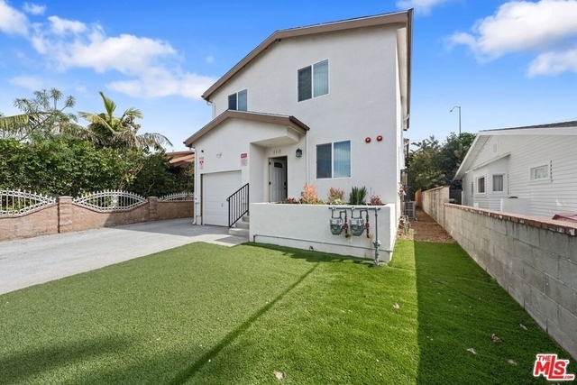 5912 S Flower Street - Photo 1
