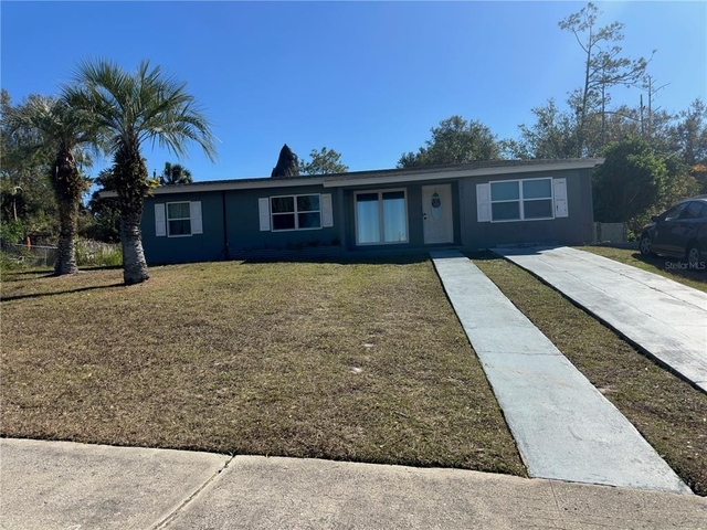 1011 Gerona Avenue - Photo 1