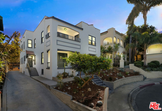 854 Serrano Place - Photo 1