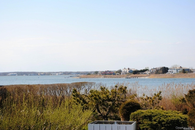 260 Dune Road - Photo 1