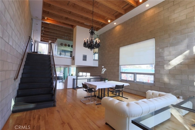 6615 Melrose Avenue - Photo 1