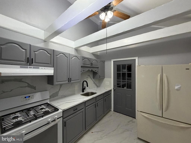 144 Washington Street - Photo 1