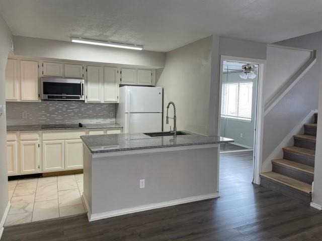 9831 W Walnut Street - Photo 1