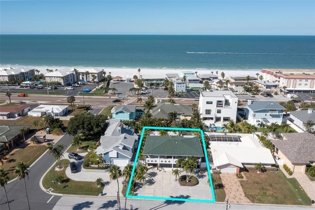 2710 Hibiscus Drive W - Photo 1