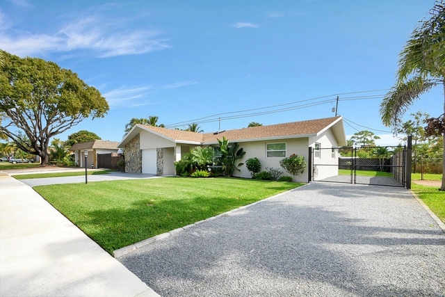702 Grove Street - Photo 1