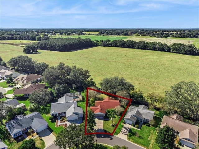 8089 Se 174th Belhaven Loop - Photo 1